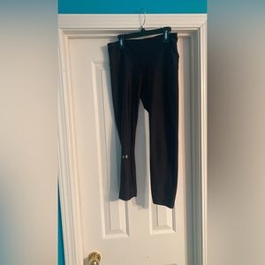 Under armour leggings, size medium, black